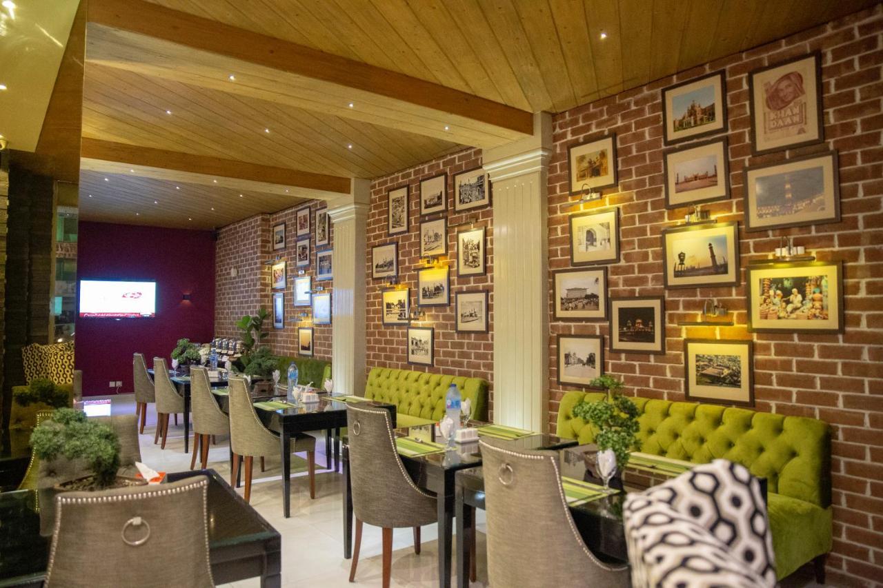 Lahore Continental Hotel Dış mekan fotoğraf