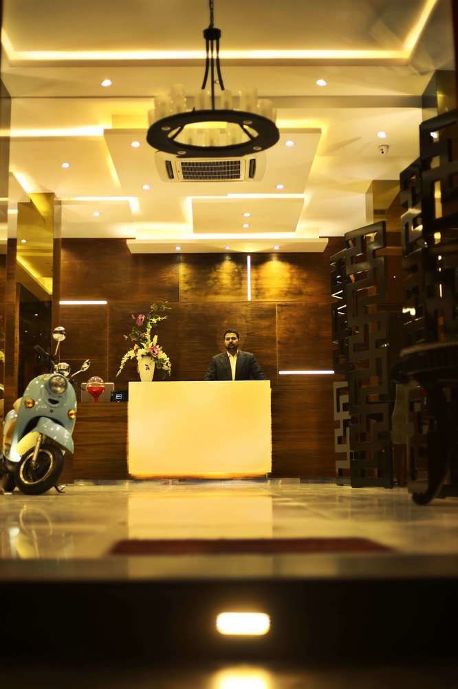 Lahore Continental Hotel Dış mekan fotoğraf